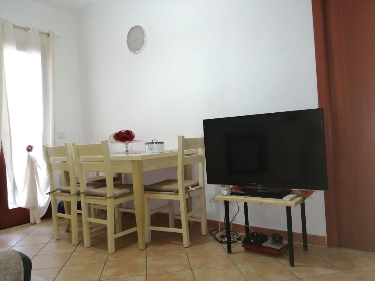 La Sosta Apartment Olbia Bagian luar foto